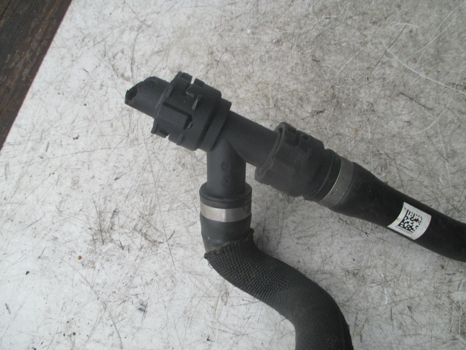 BMW 1 SERIES F20 2019 RUBBER WATER COOLANT RADIATOR HOSE PIPE 1712 8634285 01