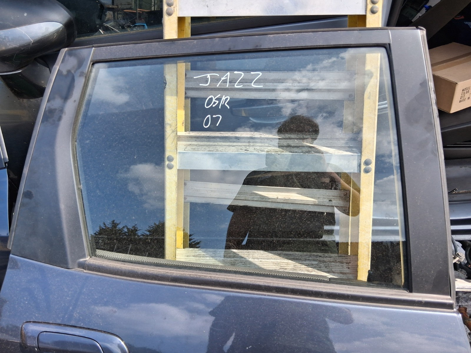 2007 HONDA JAZZ MK2 OSR DRIVER SIDE REAR RIGHT COMPLETE DOOR BLUE
