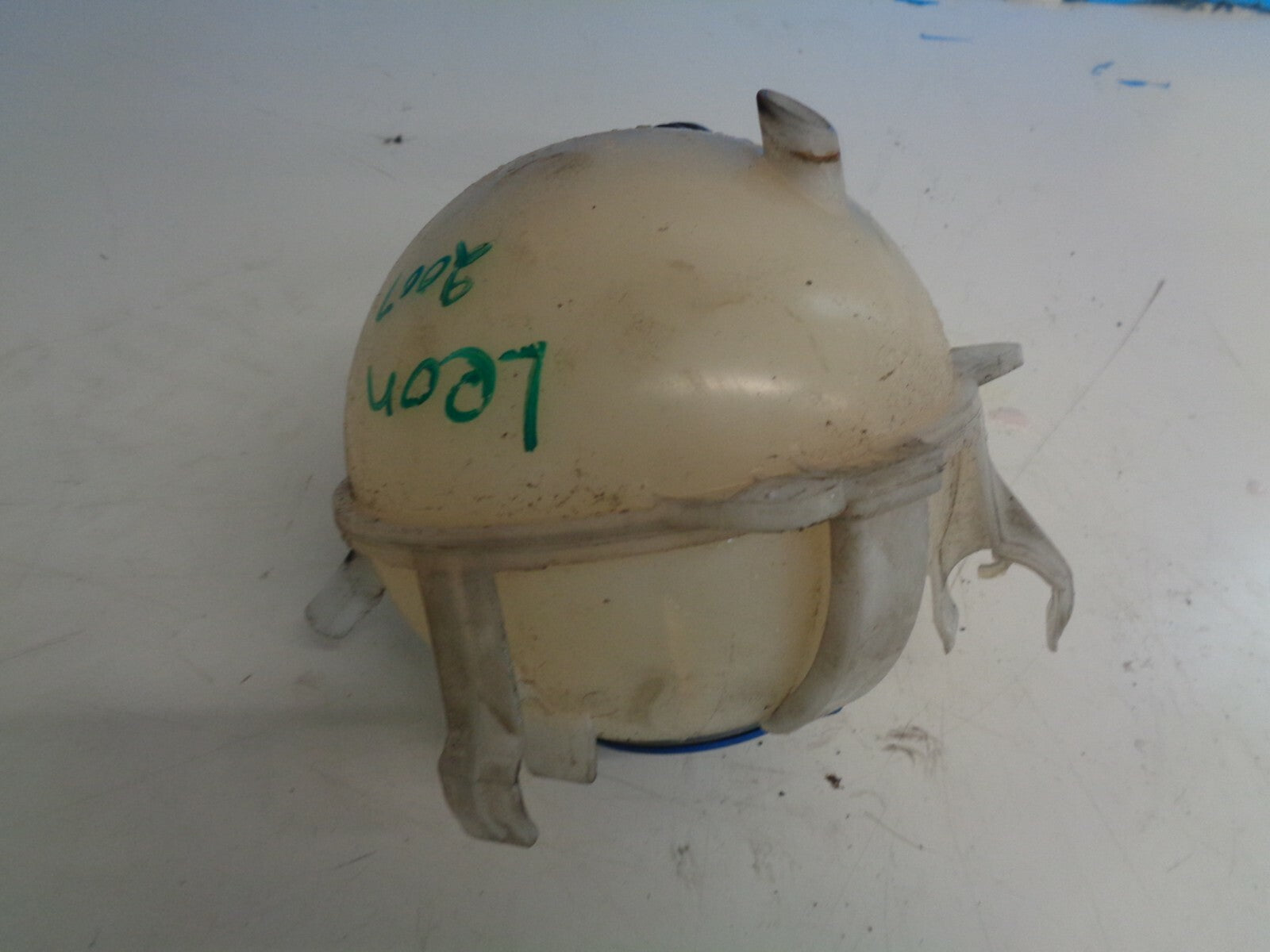SEAT LEON 2007 2.0 TDI COOLANT RESERVOIR EXPANSION TANK BOTTLE 1K0121407