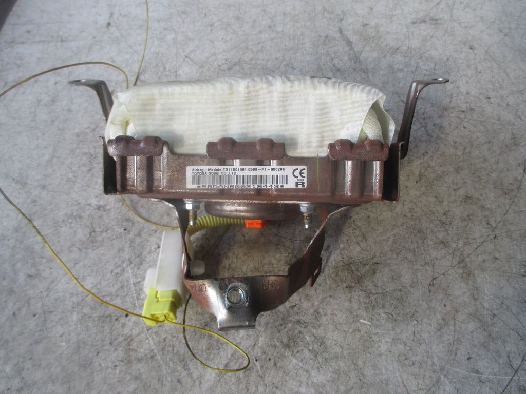 TOYOTA AYGO 2016 DASHBOARD AIRBAG NSF PASSENGER SIDE TG11B01001