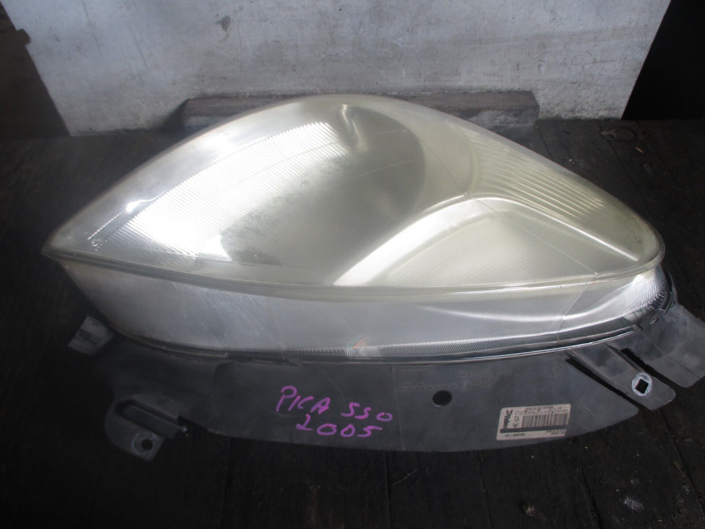 CITROEN PICASSO 2006 OFF SIDE FRONT HEADLIGHT 9649981780