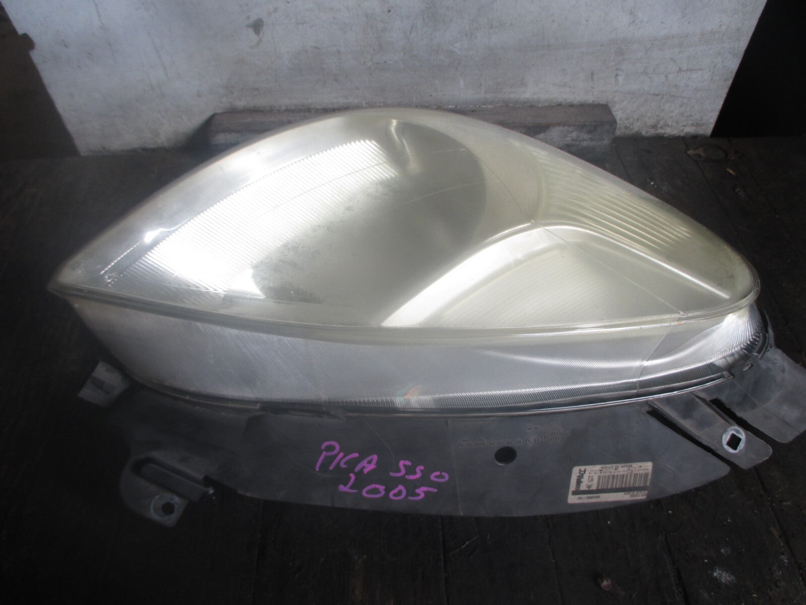 CITROEN PICASSO 2006 OFF SIDE FRONT HEADLIGHT 9649981780