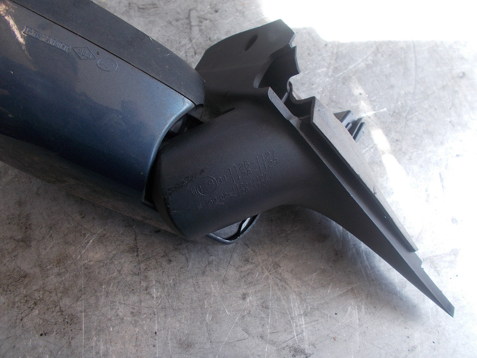RENAULT MEGANE NS/ PASSENGER SIDE BLUE ELECTRIC WING MIRROR 12354060