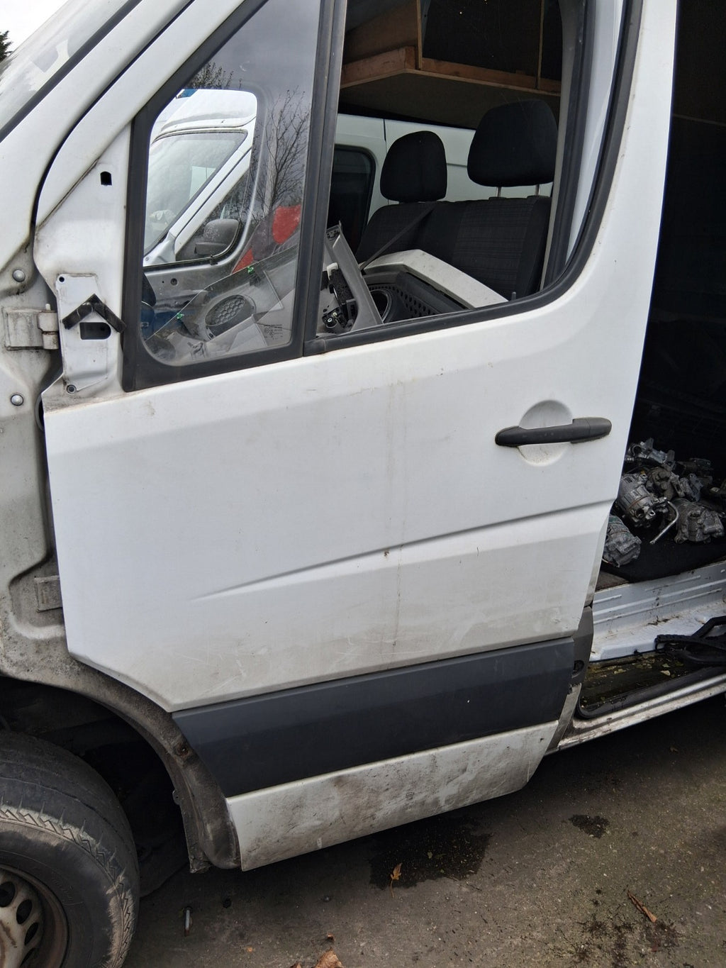 2016 MERCEDES SPRINTER MK2 W906 NSF PASSENGER SIDE FRONT LEFT BARE DOOR WHITE