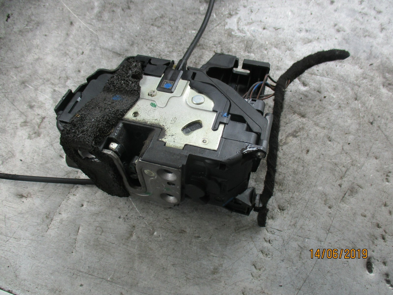 RENAULT MEGANE MK3 NSF PASSENGER SIDE FRONT DOOR LOCK MECH
