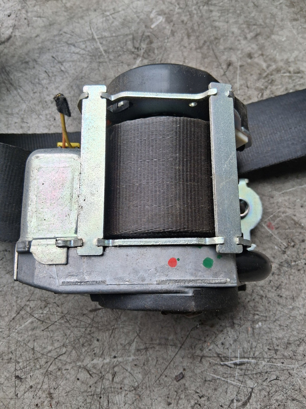 2012 PEUGEOT 208 NSF PASSENGER SIDE FRONT LEFT SEAT BELT 98030003