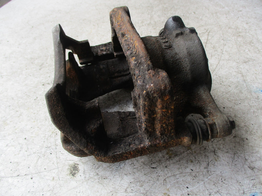 MERCEDES A-CLASS W176 NSF PASSENGER SIDE FRONT BRAKE CALIPER A24601