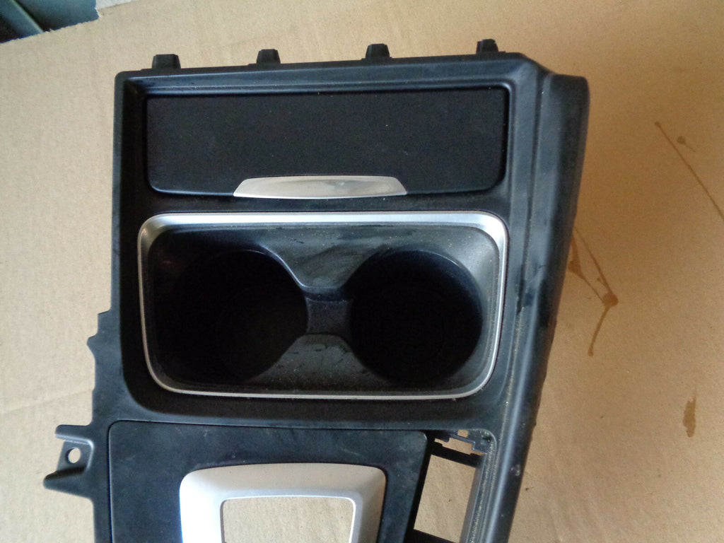 BMW 3 SERIES F30 2017 CUP DRINKS HOLDER CENTRE CONSOLE ASH TRAY GEAR SURROUND