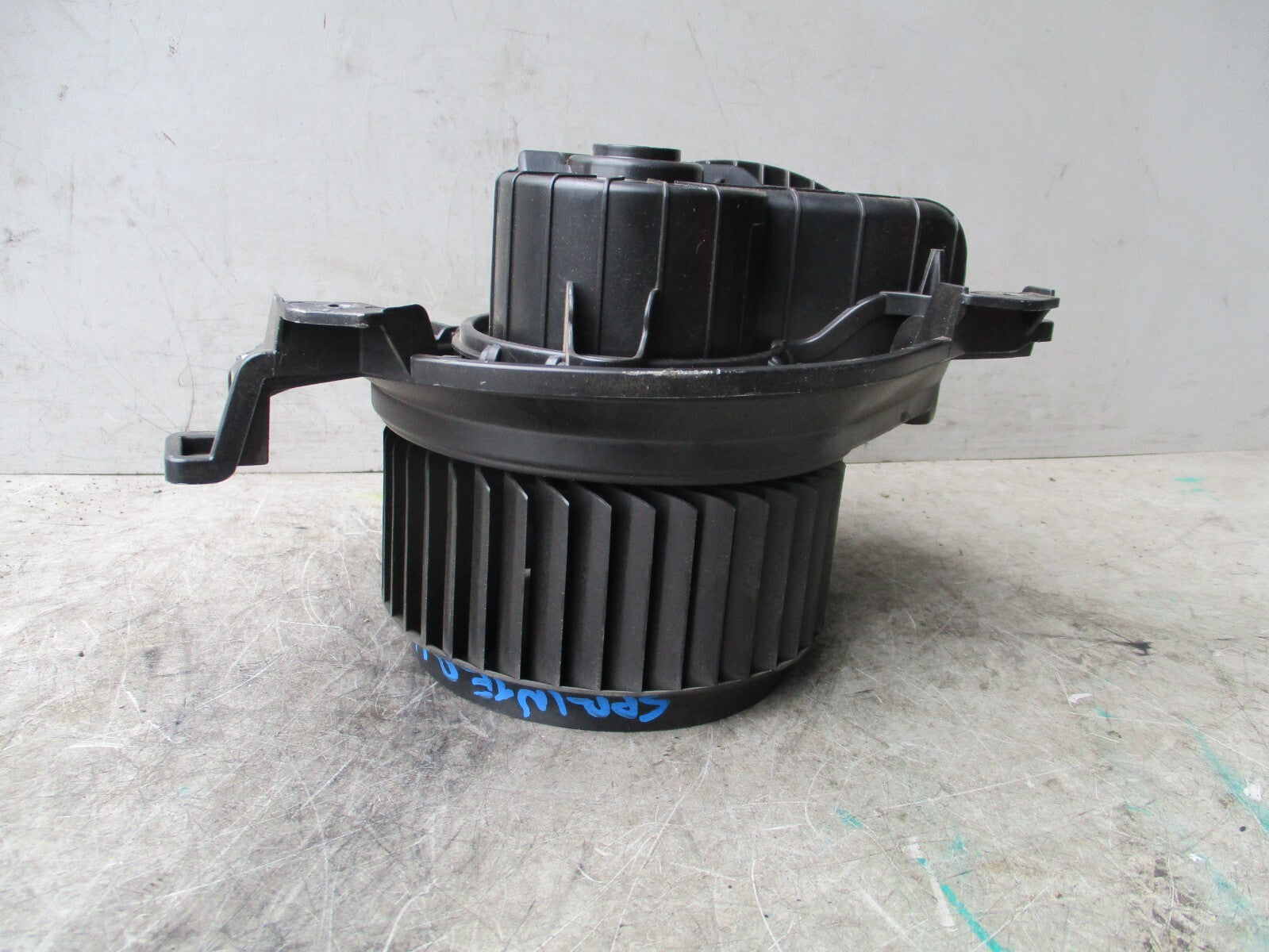 MERCEDES BENZ SPRINTER W907 2019 HEATER BLOWER MOTOR FAN A0008308002