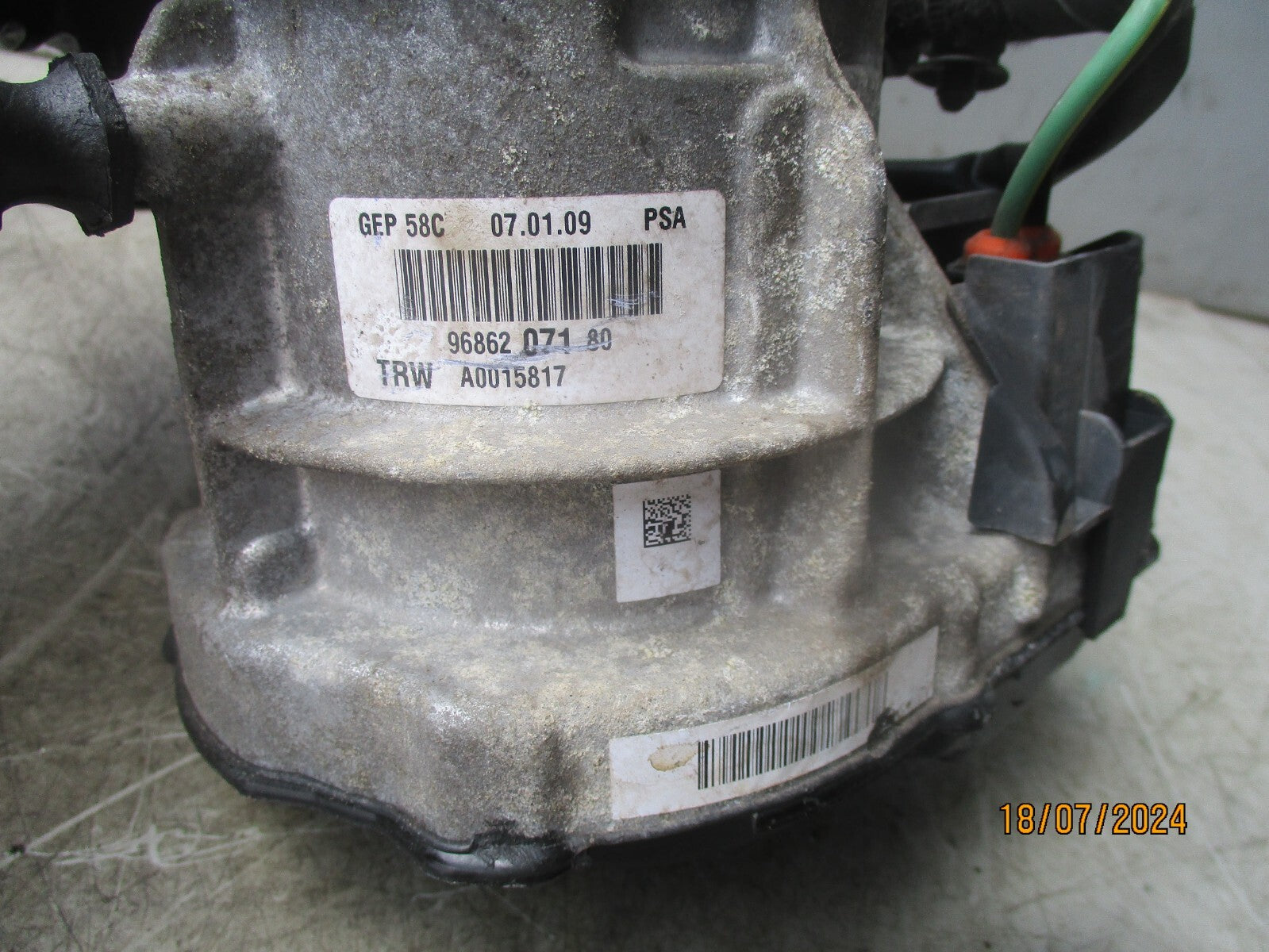 PEUGEOT 308 2009 POWER STEERING PUMP 9686207180