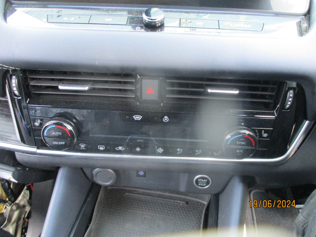 NISSAN QASHQAI J12 MK3 2023 HEATER AC CLIMATE CONTROL & HEATED SEAT SWITCH PANEL