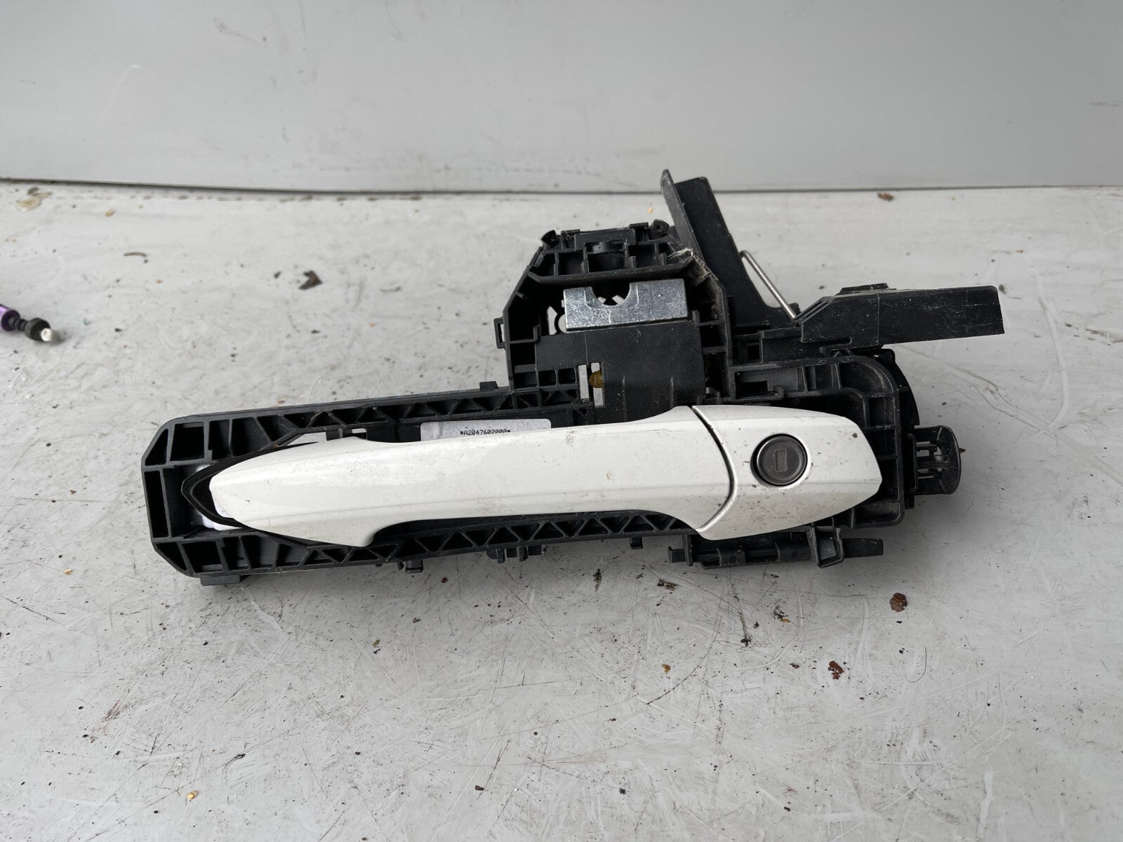 MERCEDES BENZ A CLASS W176 DRIVER SIDE FRONT DOOR LOCK 01150180002