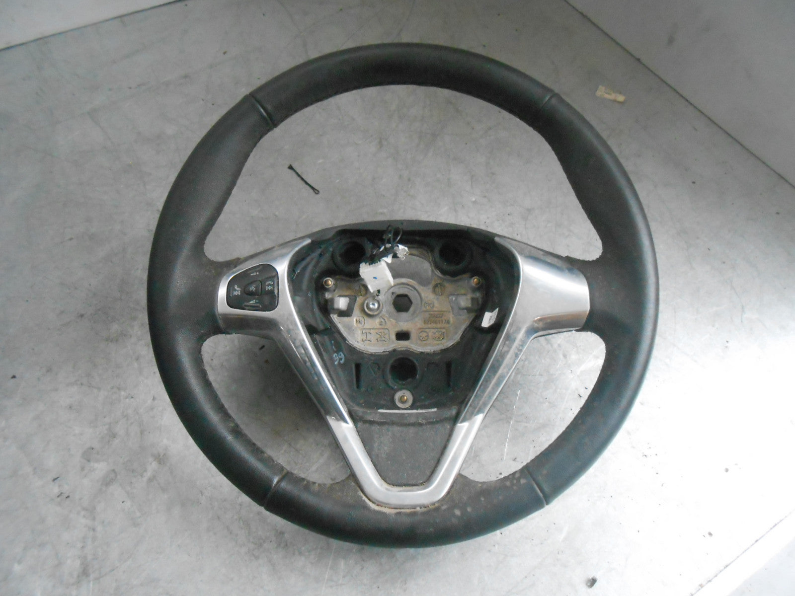 FORD FIESTA MK7 MK8 MK9 MULTIFUNCTION3 SPOKE LEATHER STEERING WHEEL C1BB3600EA