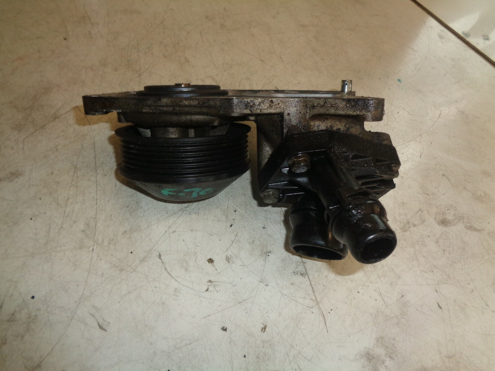 BMW 3 SERIES F30 2017 THERMOSTAT HOUSING + WATER PUMP 8514458
