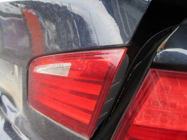 2012 BMW 5 SERIES F10 OSR DRIVER SIDE REAR INNER TAIL LIGHT