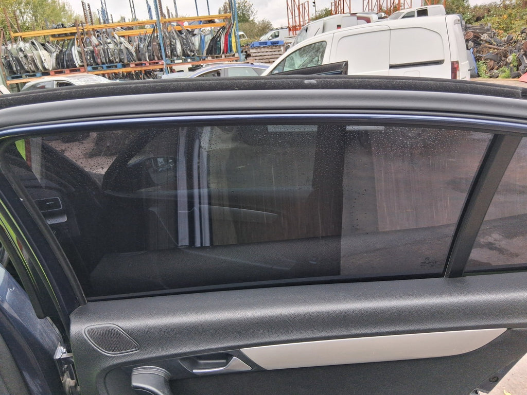 2014 VW VOLKSWAGEN PASSAT B7 SALOON OSR DRIVER SIDE REAR RIGHT WINDOW GLASS