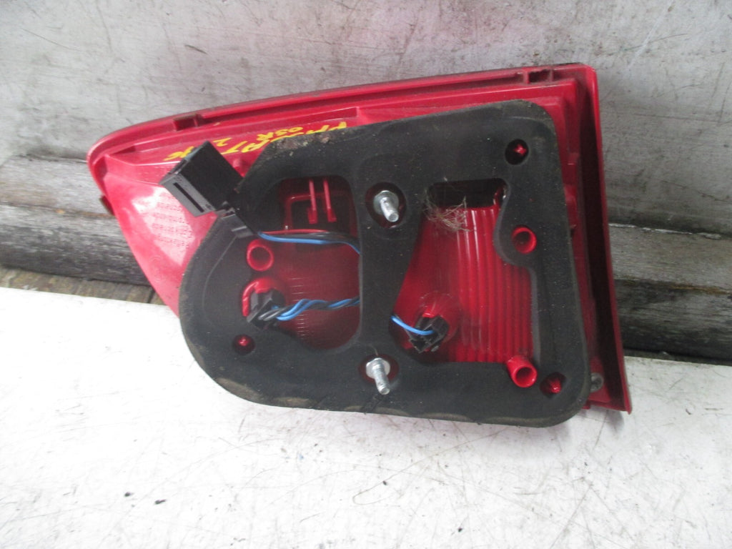 VW VOLKSWAGEN B7 PASSAT 2016 ESTATE OSR DRIVER REAR INNER TAIL LIGHT  3AF945094Q