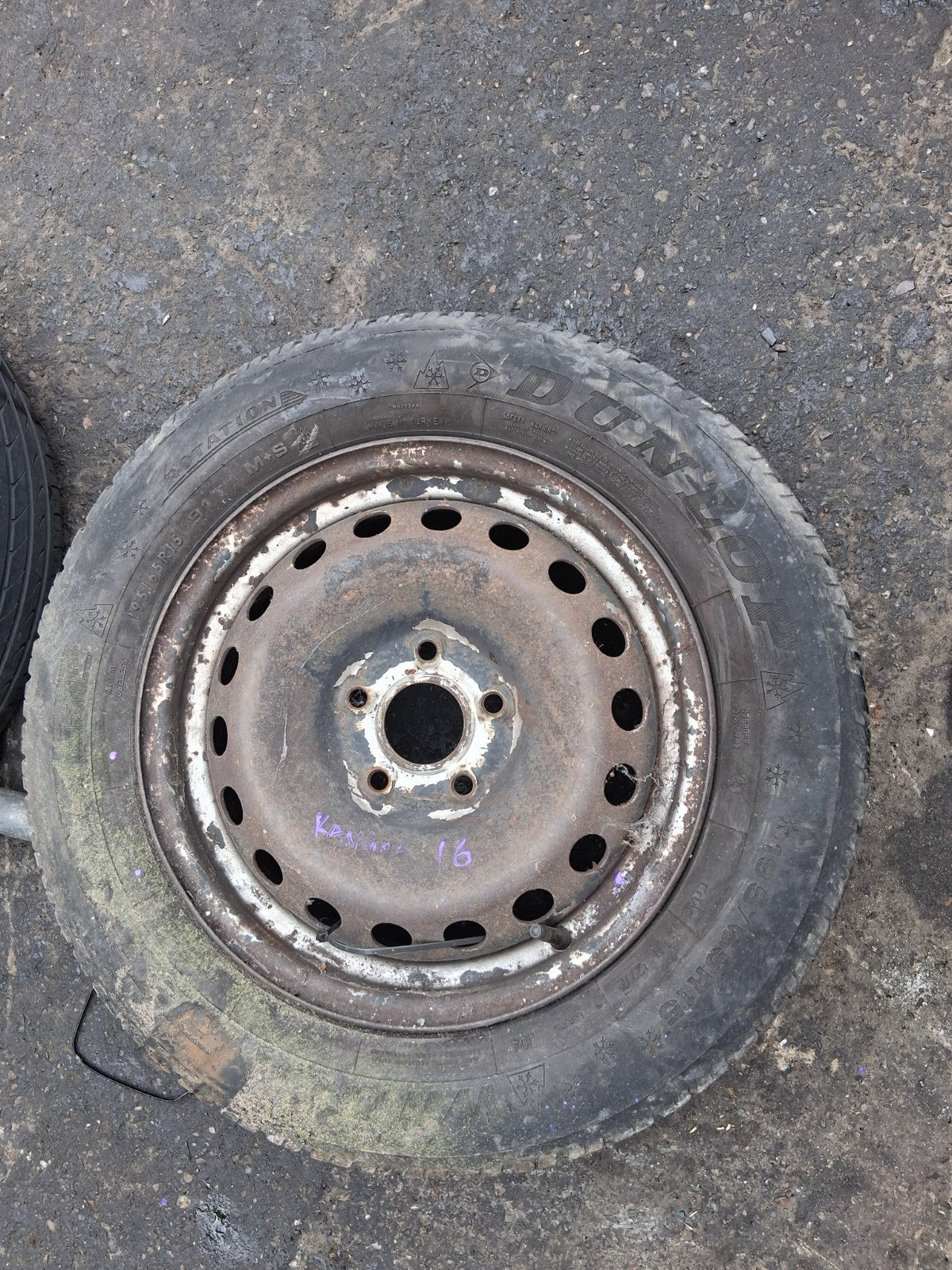 2016 RENAULT KANGOO MK2 15 INCH STEEL WHEEL WITH TYRE 195/65R15