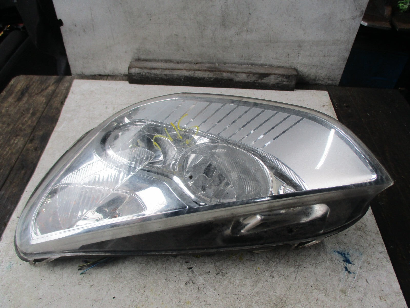 FORD S-MAX 2010 NSF PASSENGER SIDE LEFT FRONT HEADLIGHT 6M2113W030BK