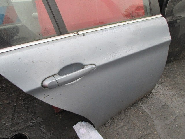 2004 BMW 5 SERIES E60 SALOON OSR DRIVER SIDE REAR COMPLETE DOOR SILVER