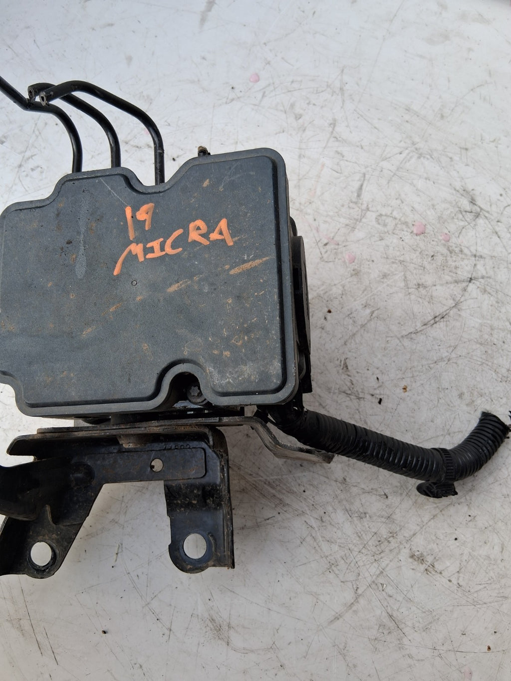 2019 TOYOTA AYGO MK2 ABS BRAKE PUMP CONTROL MODULE 2265106455