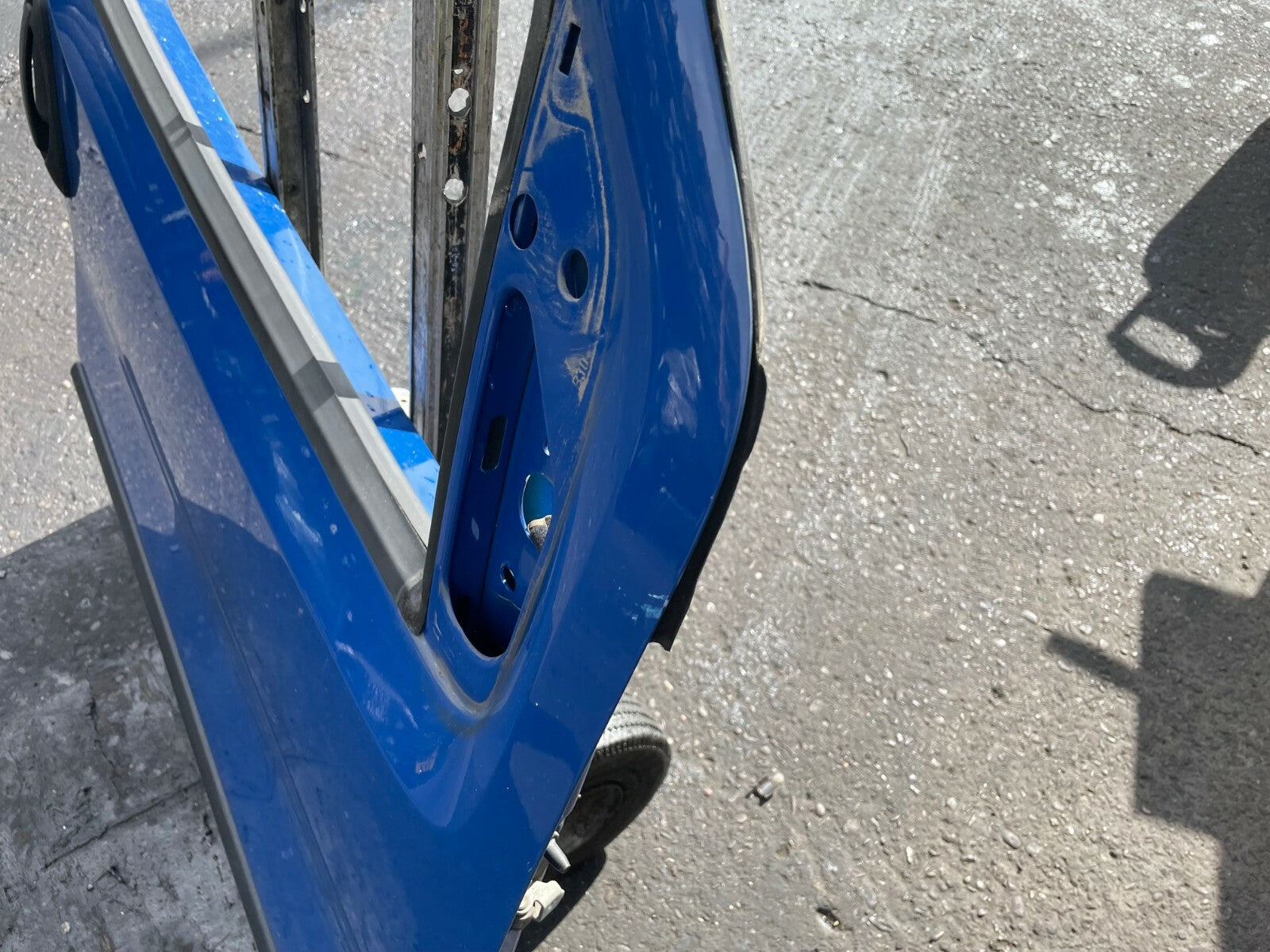 2015 PEUGEOT BIPPER OSF DRIVER SIDE FRONT DOOR BARE BLUE