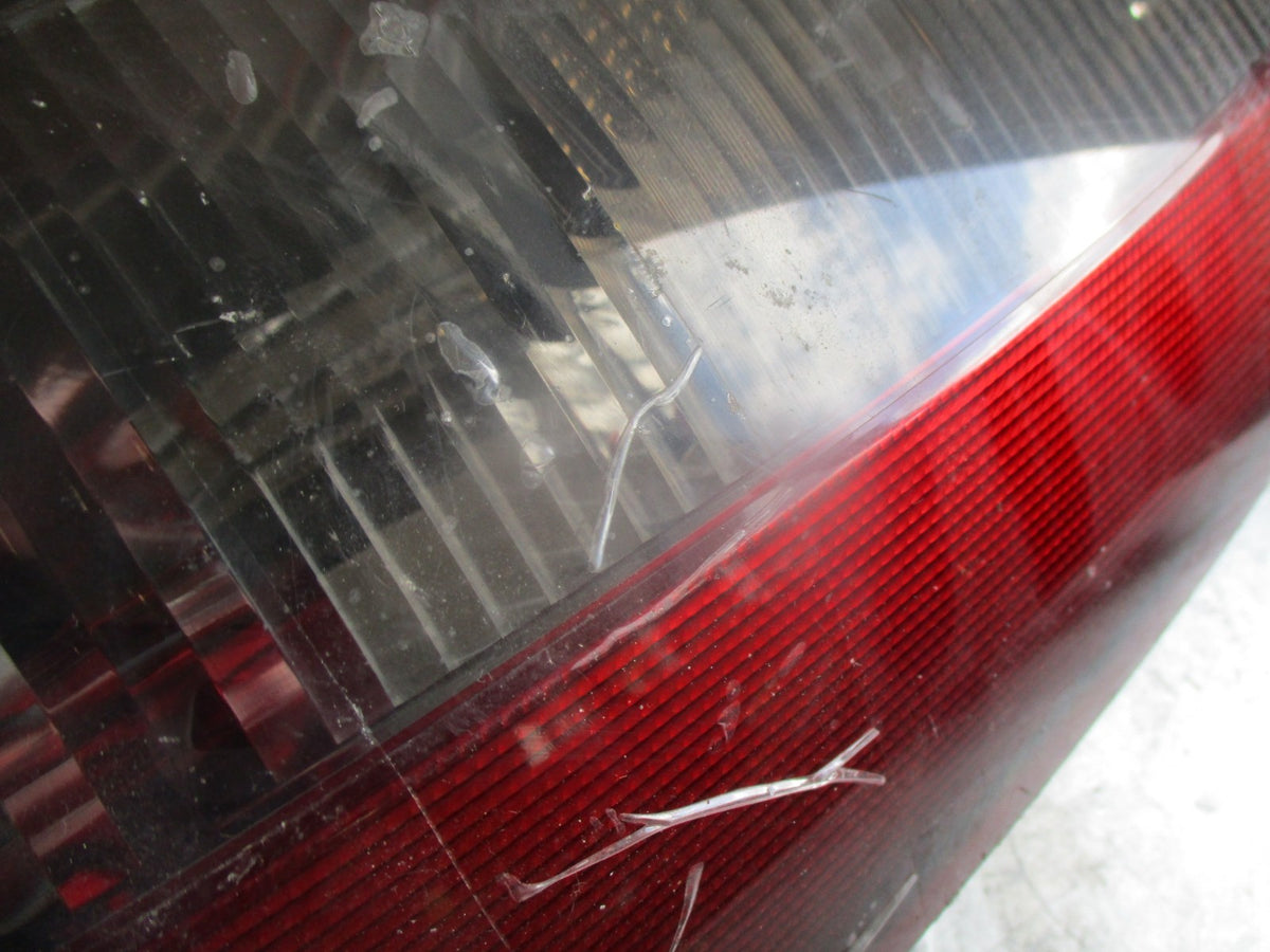 2002 VAUXHALL CORSA C NSR PASSENGER SIDE REAR LIGHT TAIL LIGHT 09114336