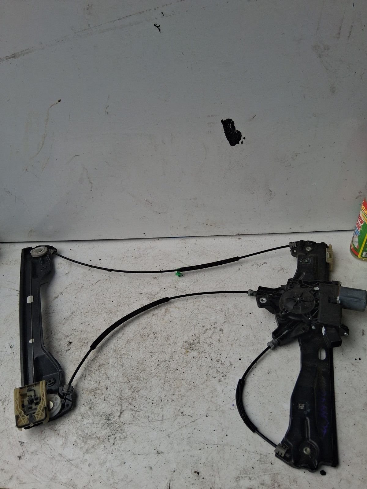 2015 VAUXHALL ADAM NSF NEAR LEFT PASSENGER SIDE FRONT WINDOW REGULATOR 966431200