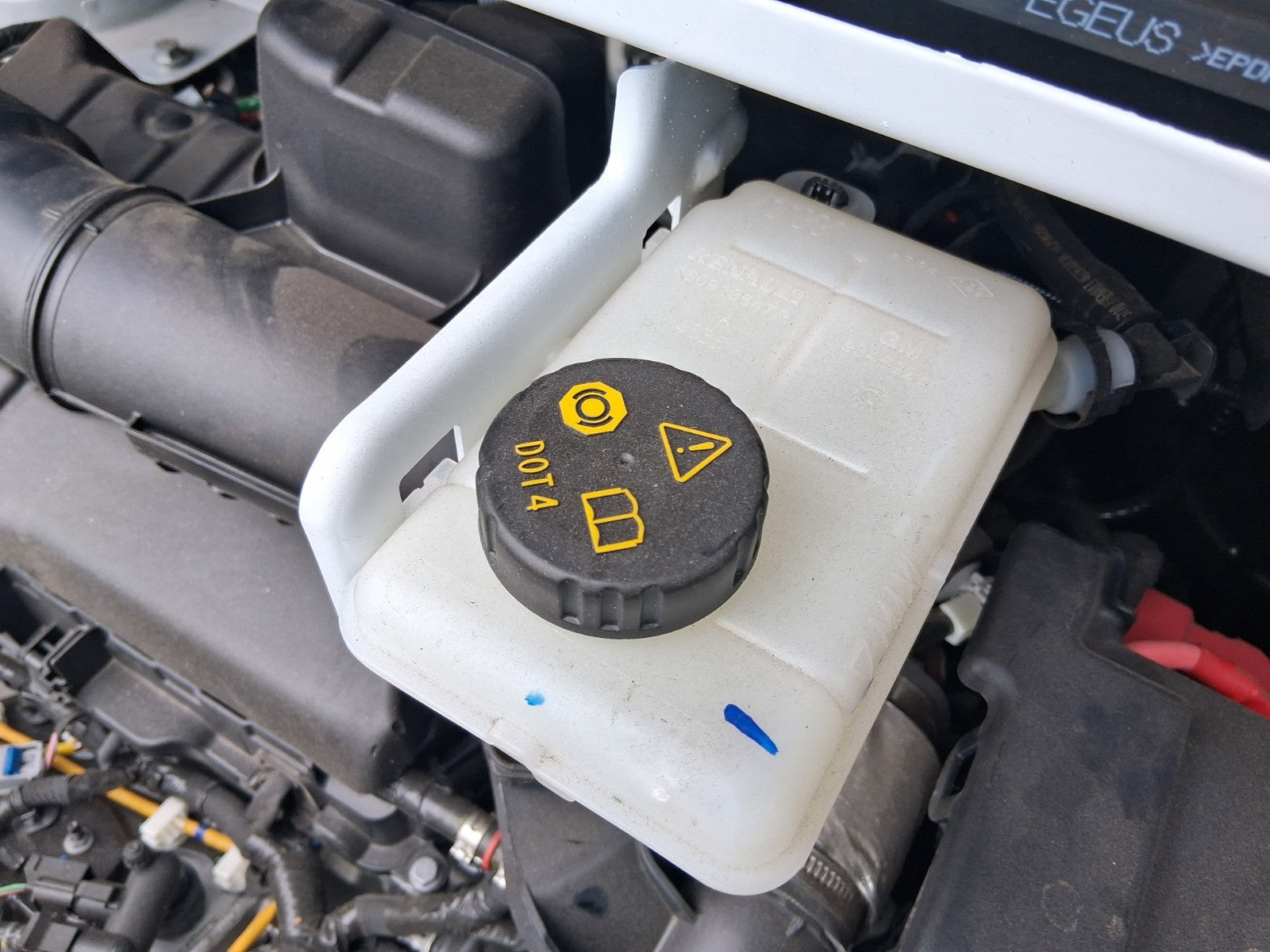 2024 RENAULT TRAFIC X82 2.0 DIESEL BRAKE FLUID TANK RESERVOIR 460913647R