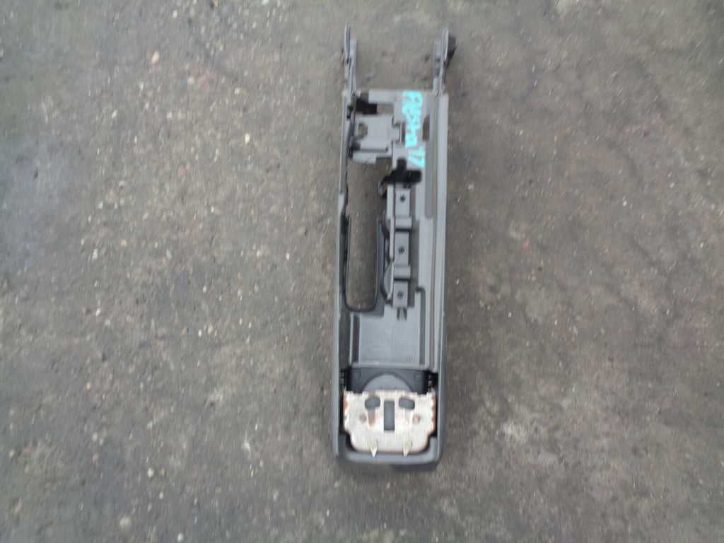 FORD FIESTA MK7 2017 1.2 PETROL CENTRE CONSOLE ARMREST