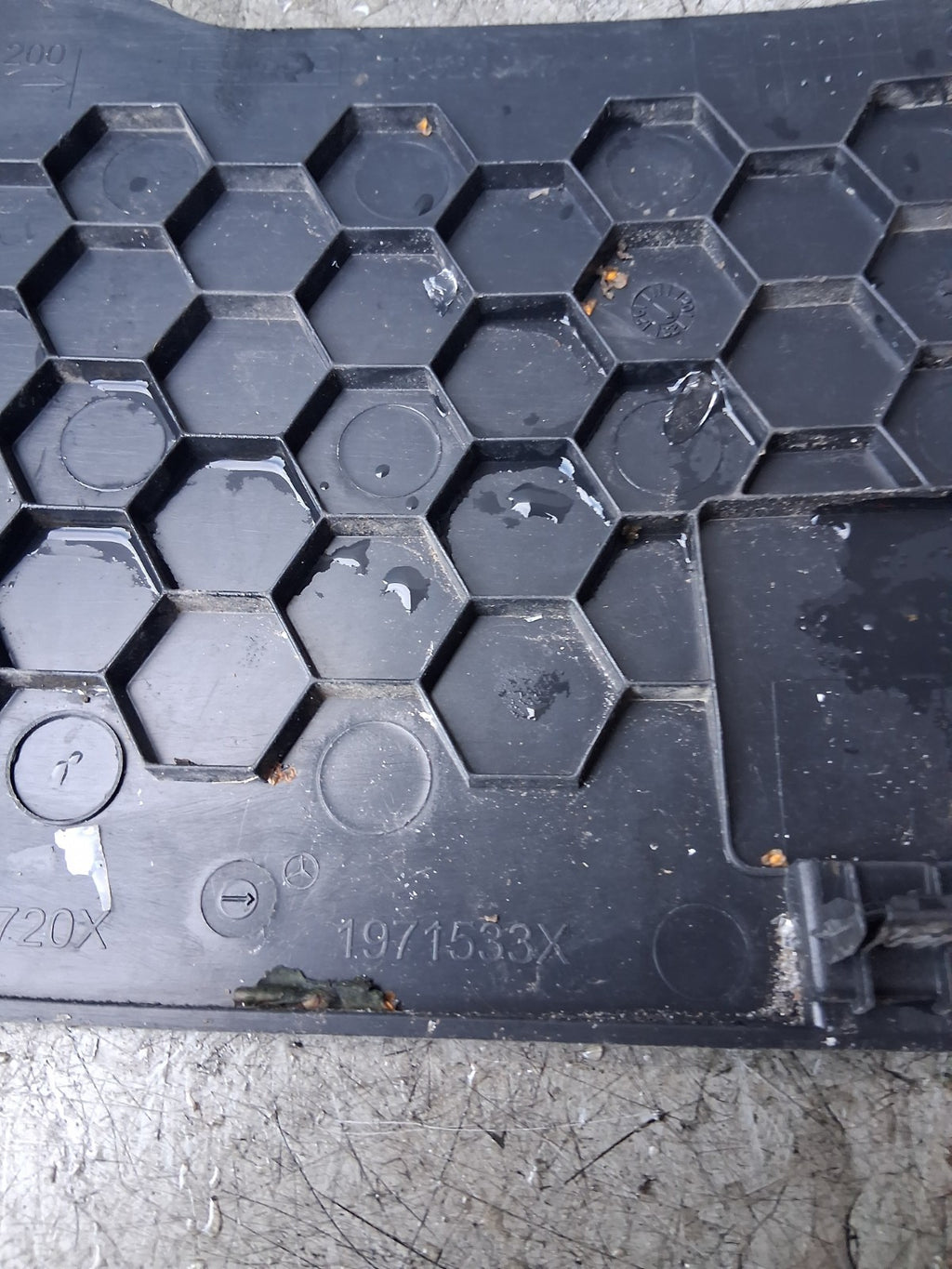 2023 MERCEDES SPRINTER OS DRIVER SIDE MOULDING COVER TRIM A9076880300