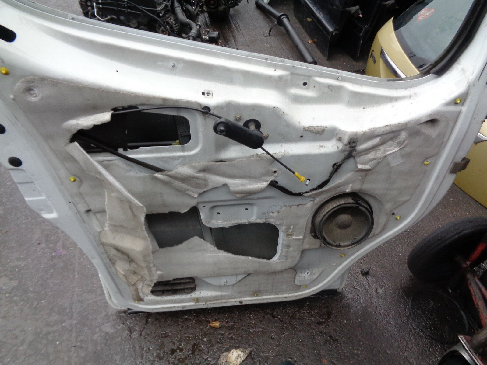 VAUXHALL VIVARO VAN 2007 NSF PASSENGER SIDE FRONT BARE DOOR SHELL IN WHITE