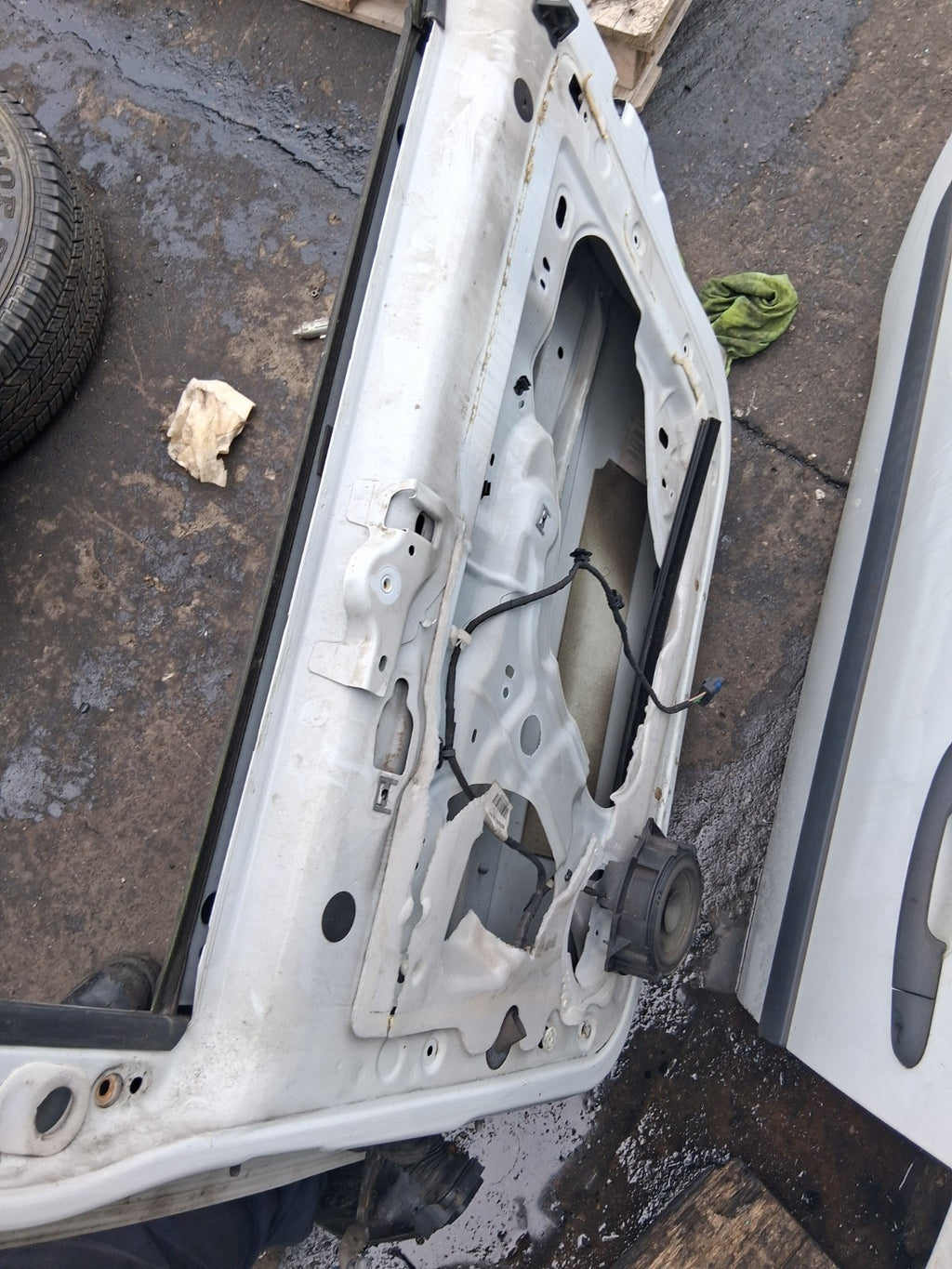 2016 RENAULT KANGOO MK2 OSF DRIVER SIDE FRONT RIGHT BARE DOOR WHITE