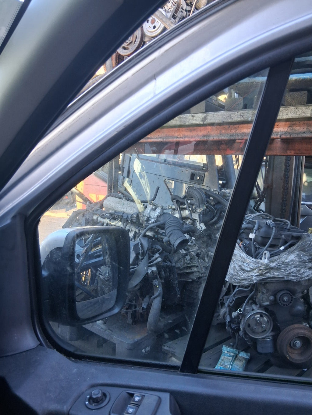 2017 VAUXHALL VIVARO MK2 OSF DRIVER SIDE FRONT RIGHT QUARTER WINDOW GLASS