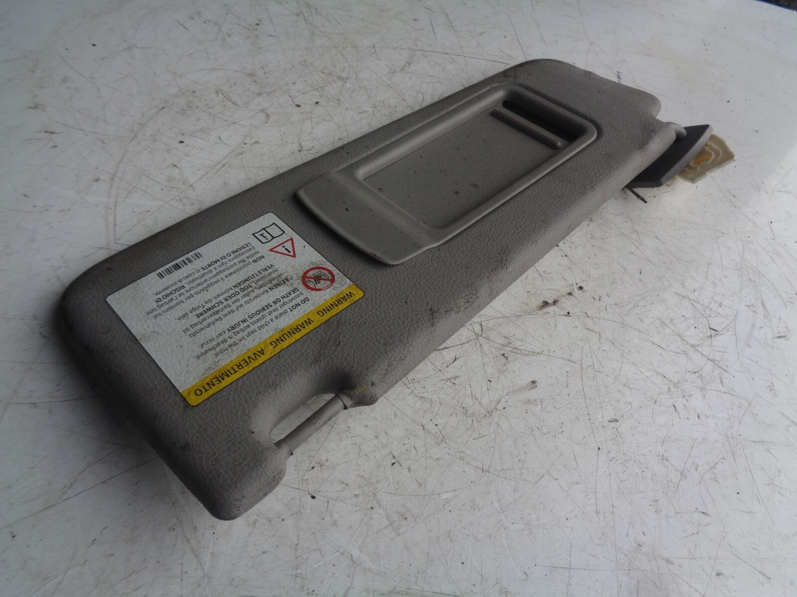 BMW 5 SERIES F10 2012 PASSENGER NEAR SIDE SUN VISOR
