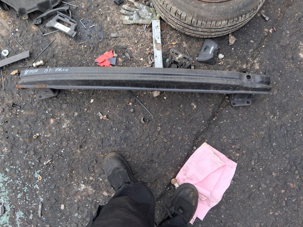 2014 VW VOLKSWAGEN PASSAT B7 SALOON REAR BUMPER REINFORCEMENT CRASH BAR