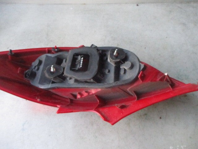 2007 VAUXHALL CORSA NSR PASSENGER SIDE REAR INNER TAIL LIGHT 89038949