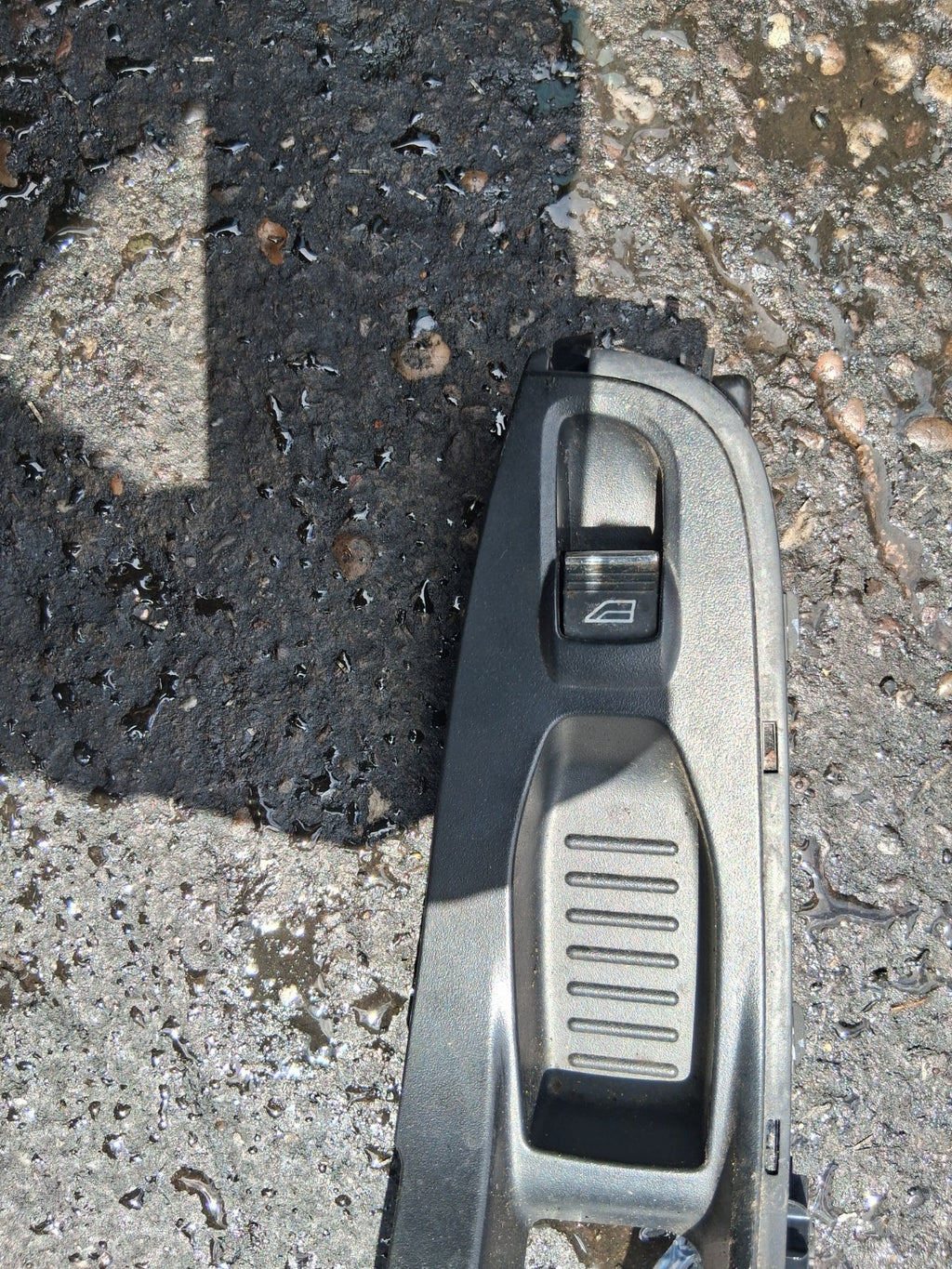 2014 FORD FIESTA MK7 NSF PASSENGER SIDE FRONT WINDOW SWITCH C1BBA240A41AD