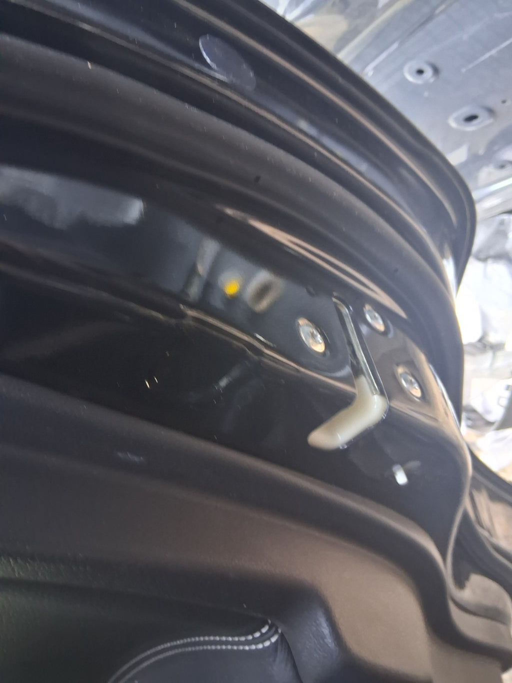 2018 MITSUBISHI OUTLANDER MK3 OSR DRIVER SIDE REAR DOOR LOCK MECHANISM