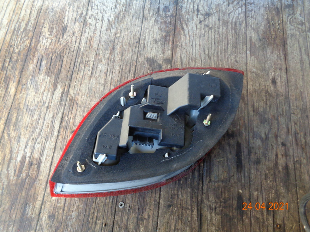 FORD KA MK1 2001 NSR PASSENGER SIDE REAR BRAKE TAIL LIGHT CUSTER ASSEMBLY