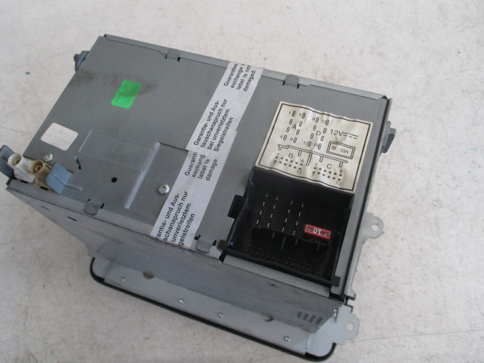 VW VOLKSWAGEN GOLF MK5 2005 RADIO CD PLAYER HEAD UNIT 1K0035186G