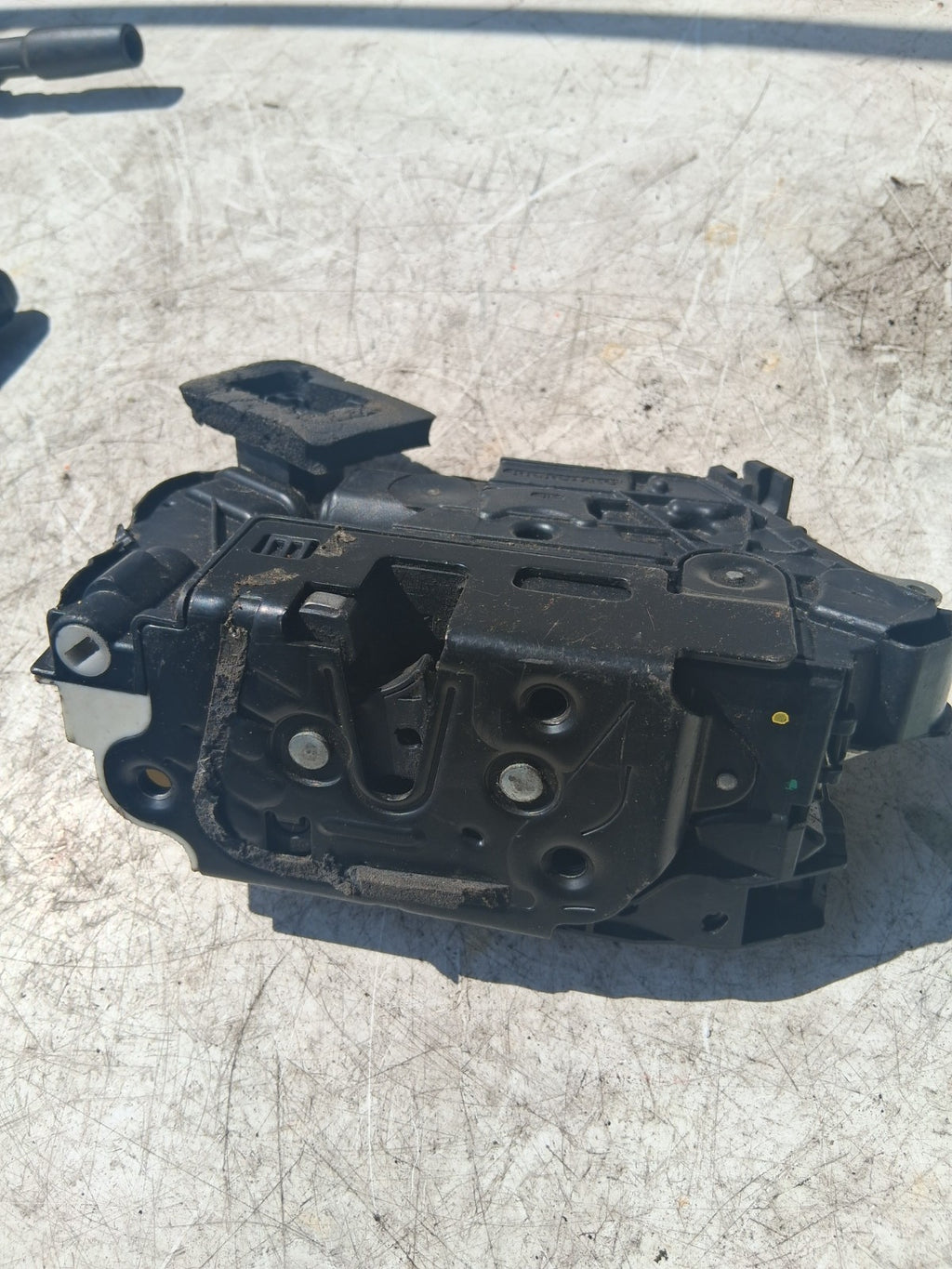 2016 VW VOLKSWAGEN POLO DOOR LOCK MECH 5K2837015D