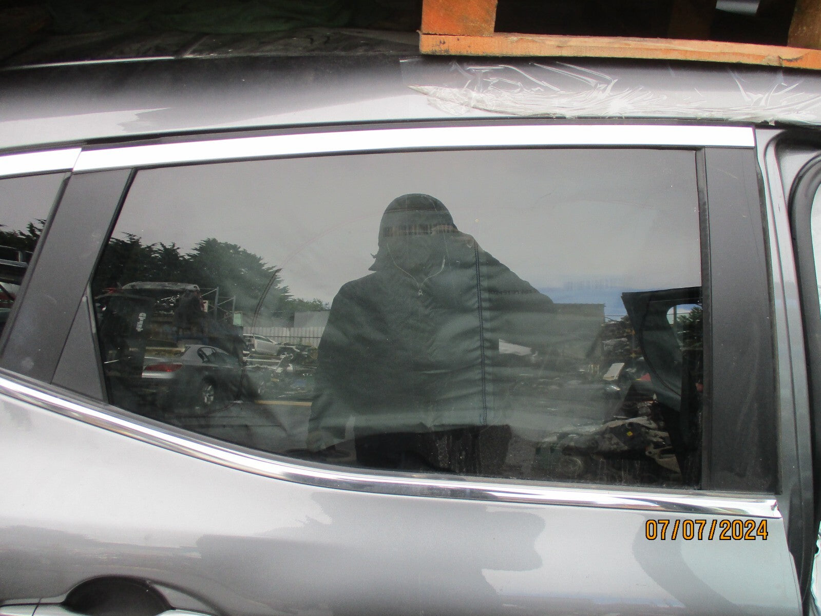 NISSAN QASHQAI J11 2014 OSR DRIVER SIDE REAR DOOR WINDOW GLASS TINTED