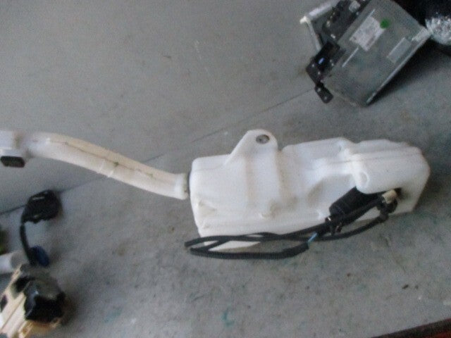 2019 FIAT PANDA MK3 1.2 PETROL WINDSCREEN WASHER BOTTLE