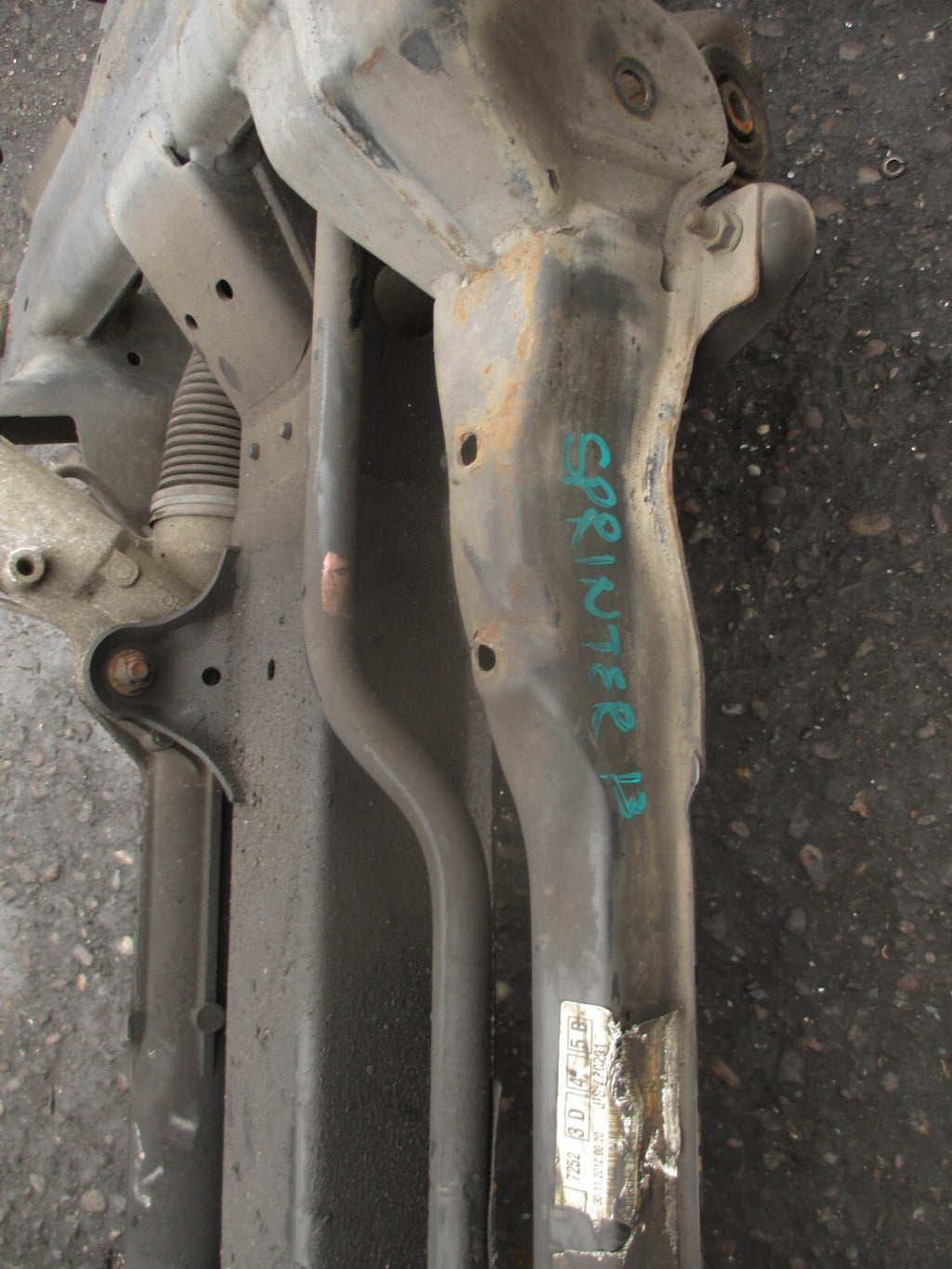 2013 MERCEDES SPRINTER W906 2.1 DIESEL COMPLETE FRONT AXLE A9063302201