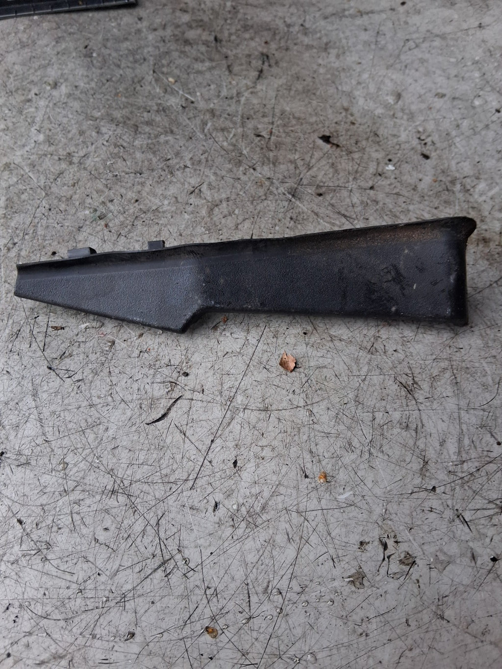 2023 NISSAN QASHQAI FRONT PLASTIC TRIM PANEL 668946UA0A