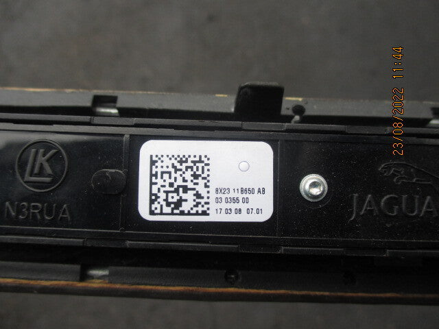 JAGUAR XF X250 2008 CENTER LOCKING HAZARD BUTTON SWITCH 8X2311B650AB