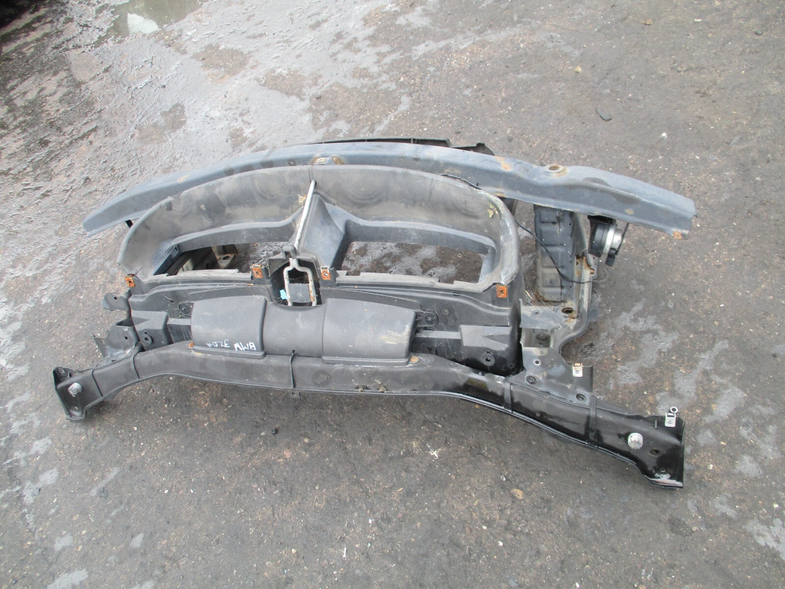 BMW 3 SERIES E90 2009 2.0 DIESEL FRONT SLAM PANEL CRASH BAR