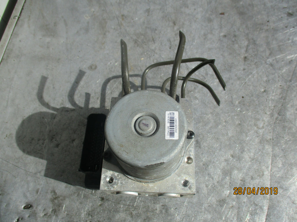 KIA RIO MK4 ABS PUMP & CONTROL MODULE 589201W770