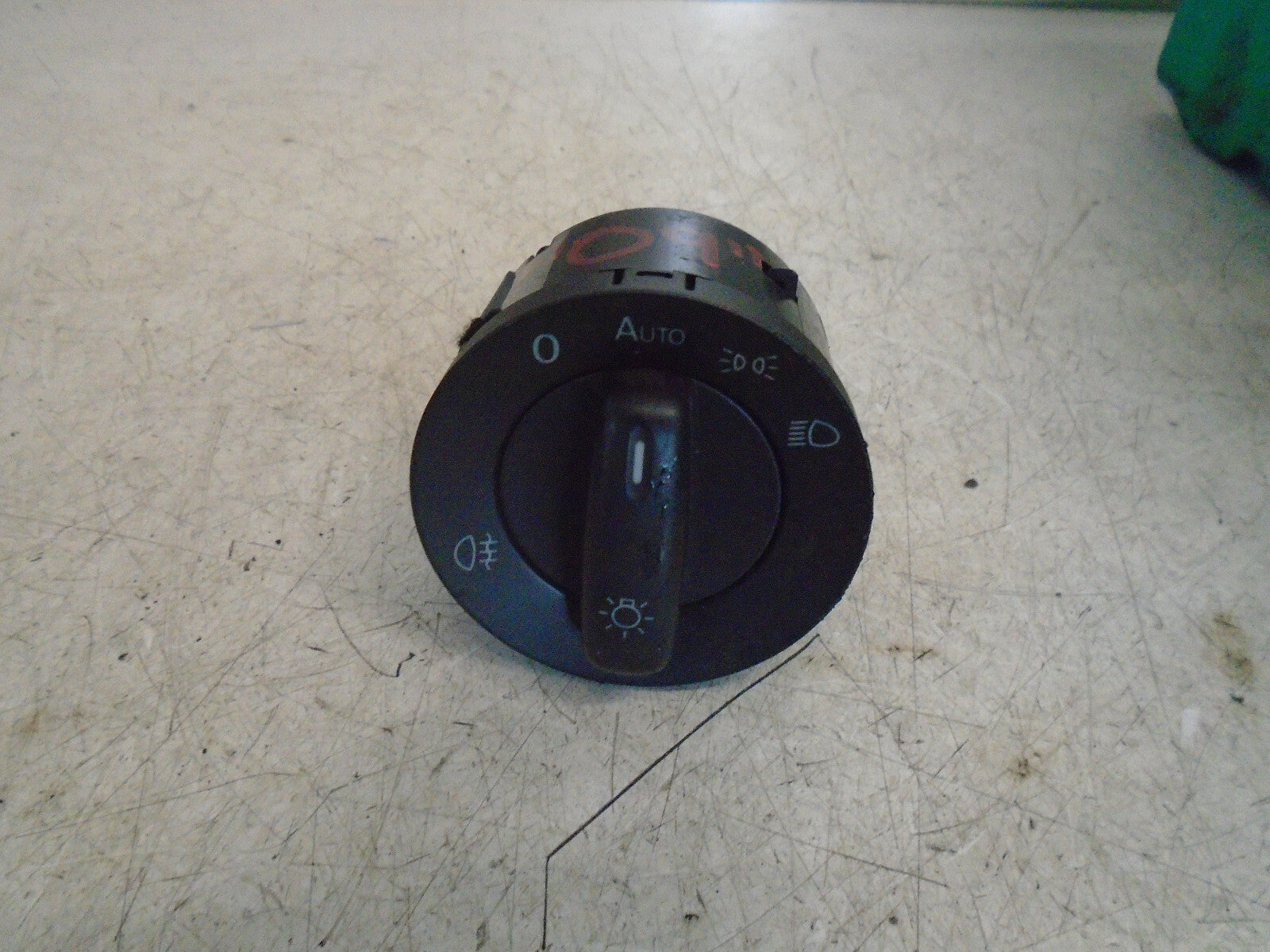 VW VOLKSWAGEN GOLF MK5 HEADLIGHT CONTROL SWITCH 1K0941431AR